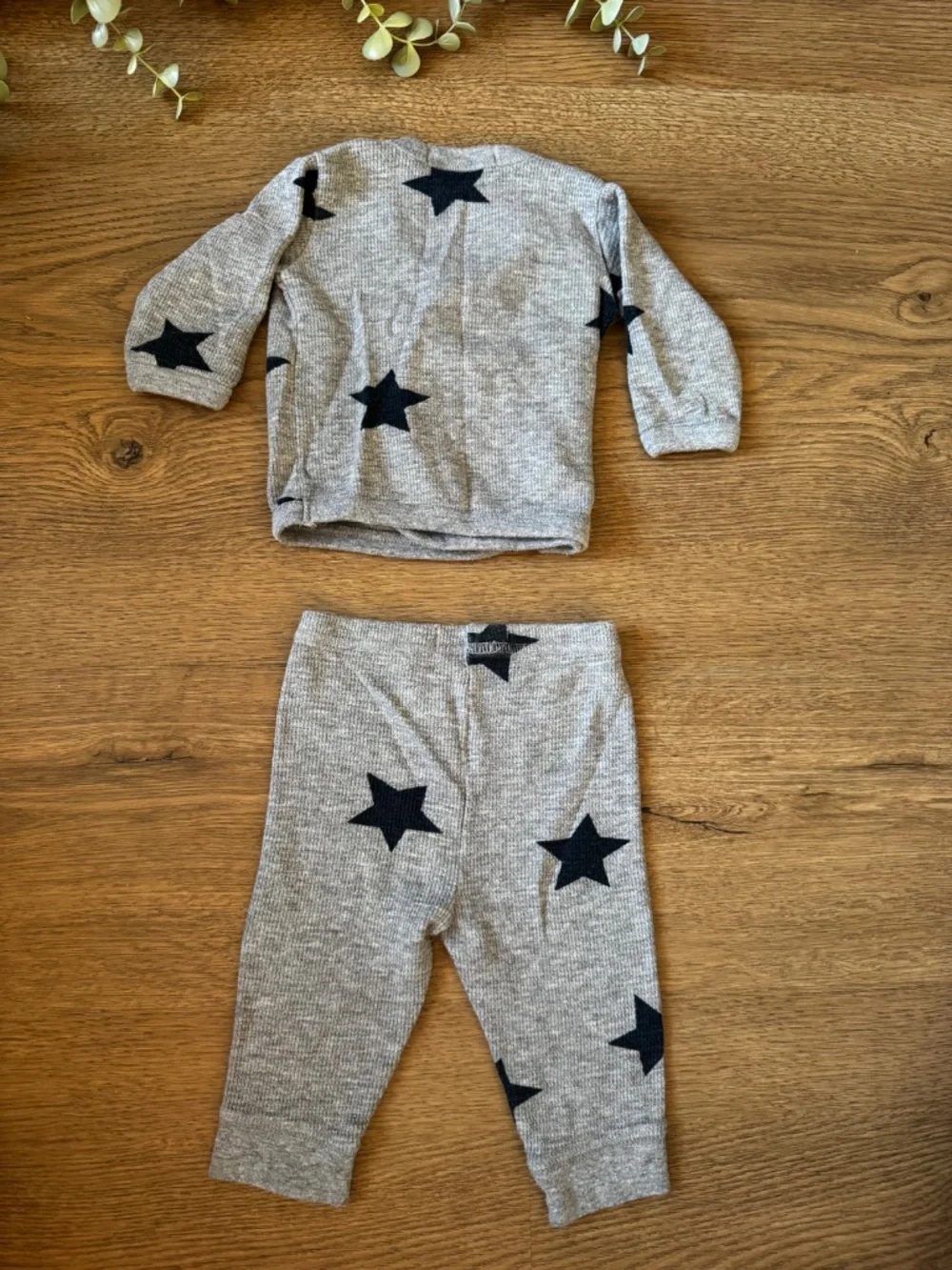Little Mish Newborn Thermal Star Lounge Set Gray 2-Piece Outfit NB